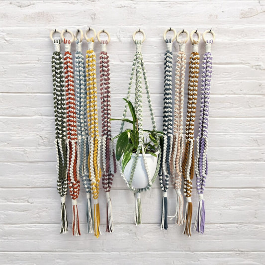 Plant Hanger | Half Hitch Knot